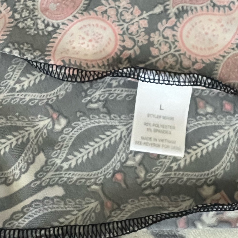 Women's Multicolor Patterned Top - Picture 5 of 5
